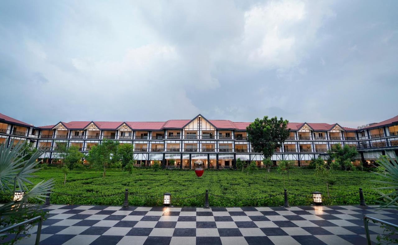 MAYFAIR Tea Resort Siliguri Exterior foto